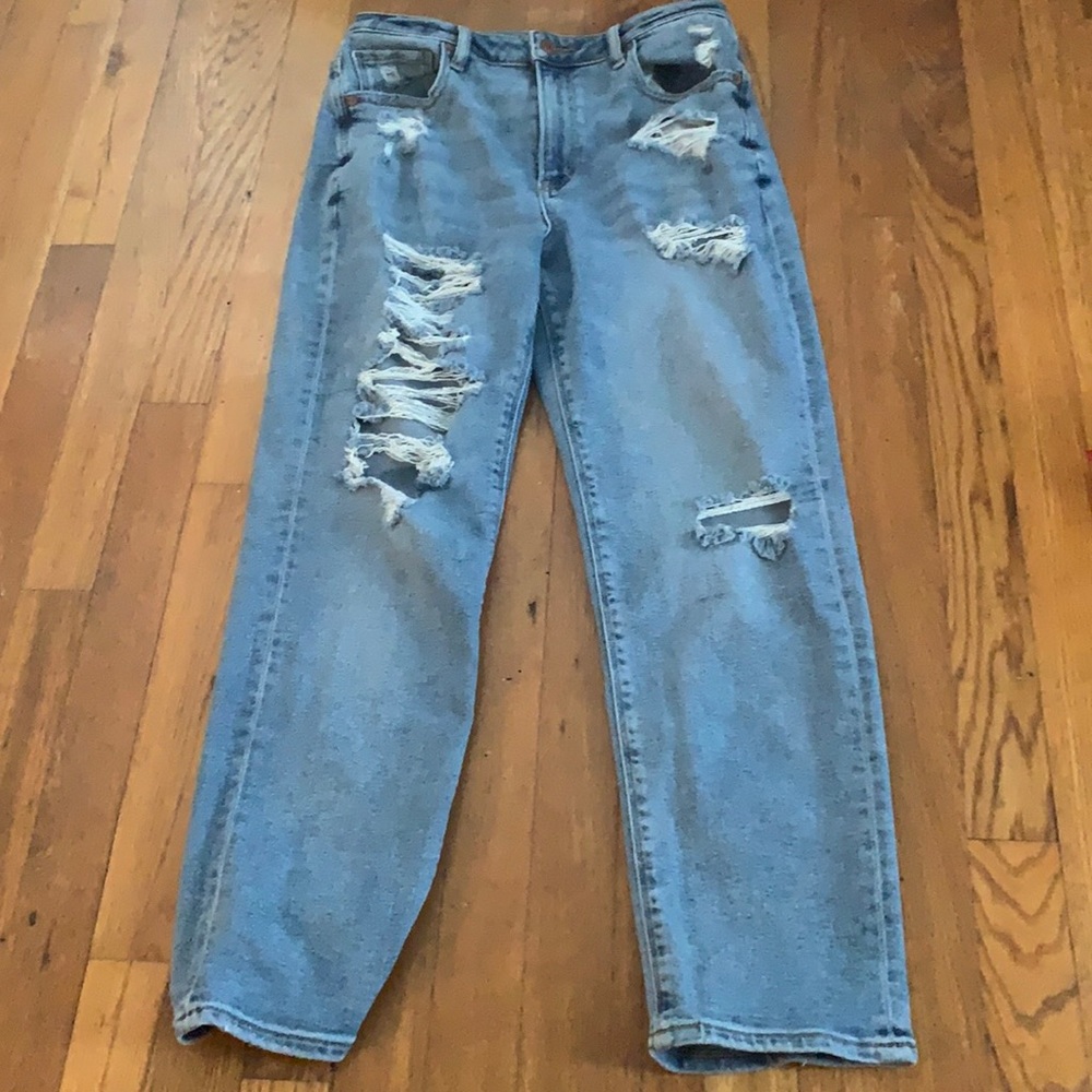 American Eagle Mom Jeans